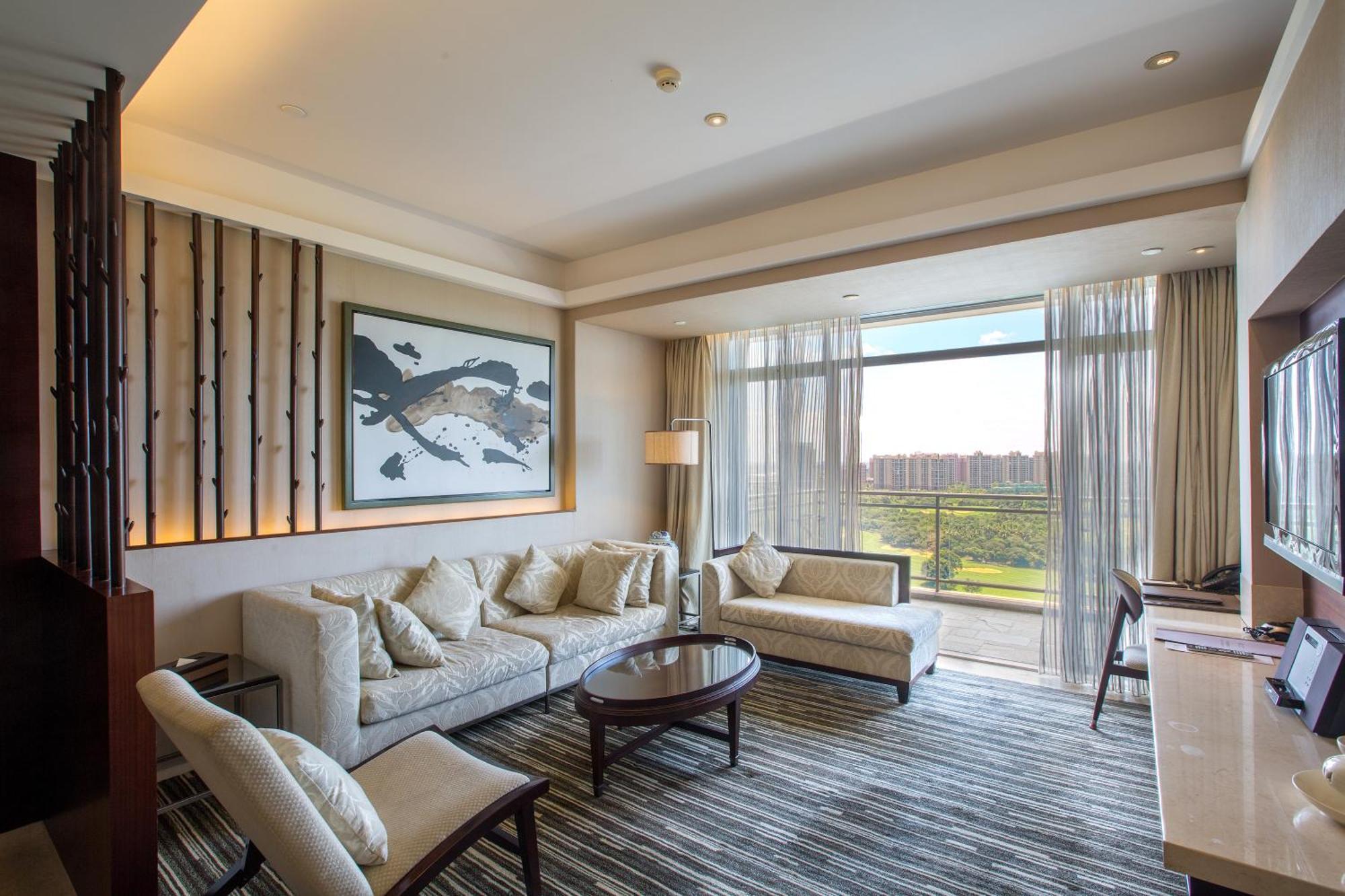 Mission Hills Resort Haikou Haikou  Room photo